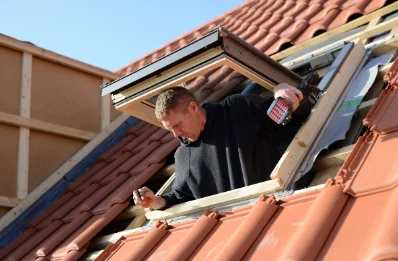 Pose de fenêtres de toit Velux à Vennans